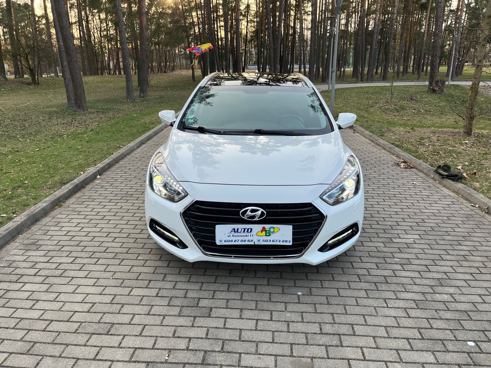 Hyundai i40 Kombi blue 1.7 CRDi DCT Premium