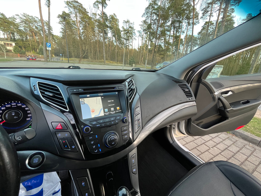 Hyundai i40 Kombi blue 1.7 CRDi DCT Premium